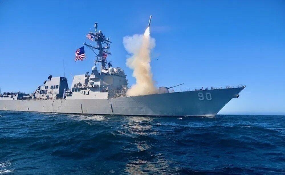 Mỹ trang bị tên lửa Tomahawk thế hệ mới nhất cho hải quân